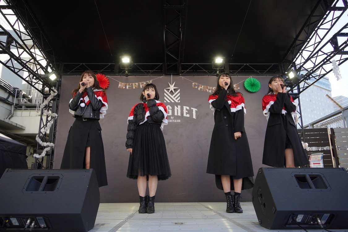 CROWN POP＜ニューシングル「To Do」発売記念イベント＞東京・MAG’s PARK（2020年12月20日）