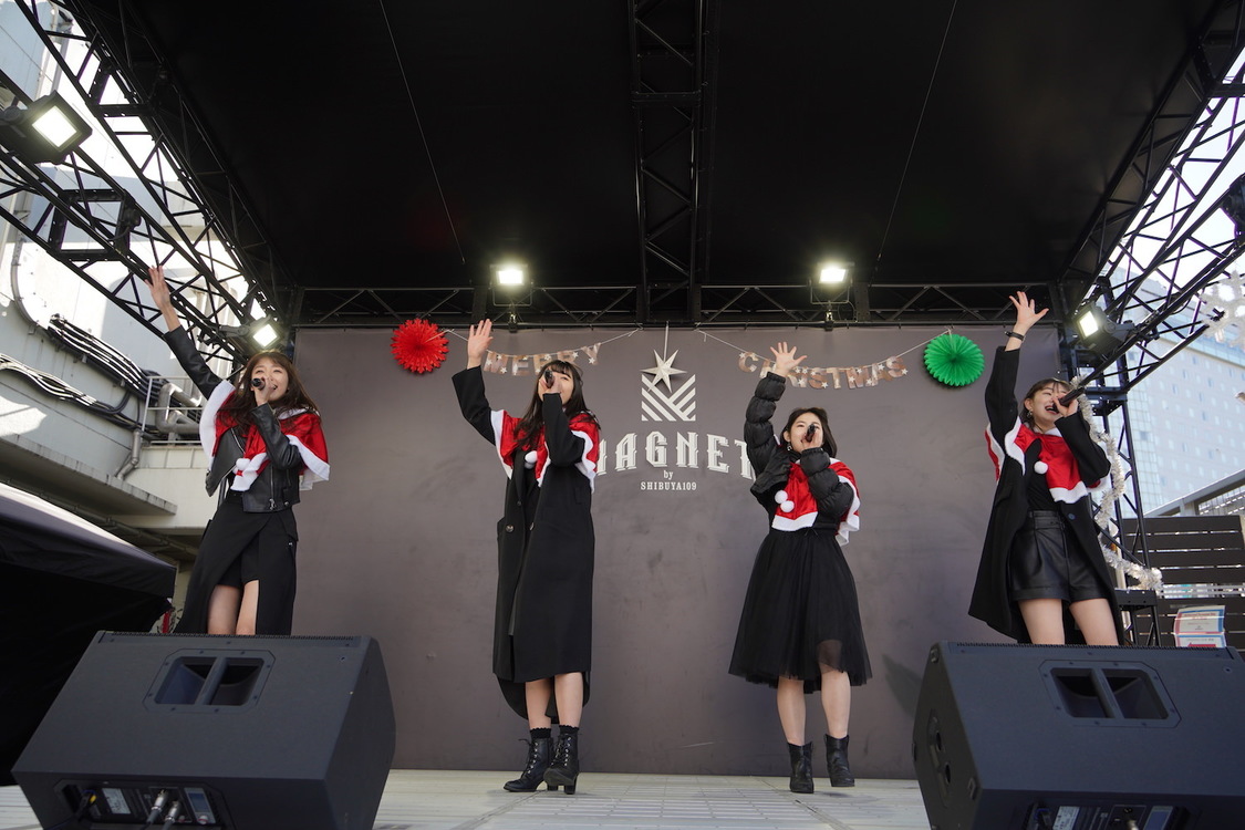 CROWN POP＜ニューシングル「To Do」発売記念イベント＞東京・MAG’s PARK（2020年12月20日）