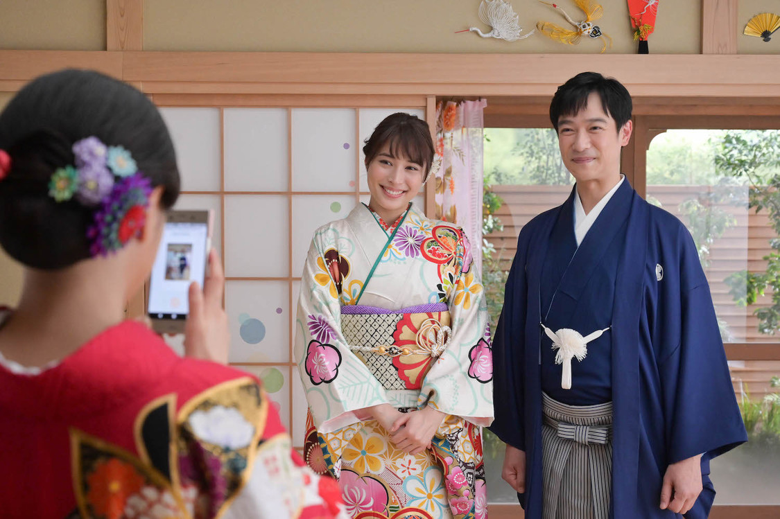 「お正月を写そう♪2021 くつろぎ新年会・遊べるチェキ」篇より