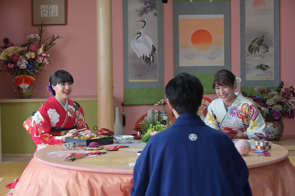 「お正月を写そう♪2021 くつろぎ新年会・遊べるチェキ」篇より