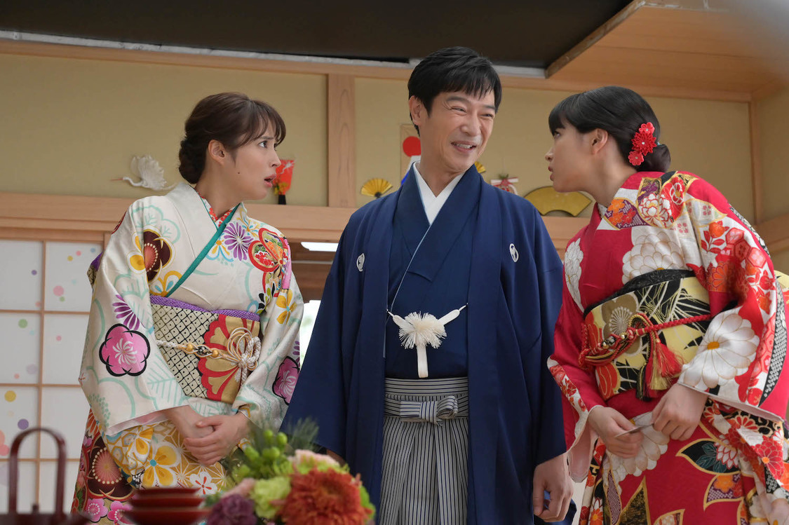 「お正月を写そう♪2021 くつろぎ新年会・遊べるチェキ」篇より