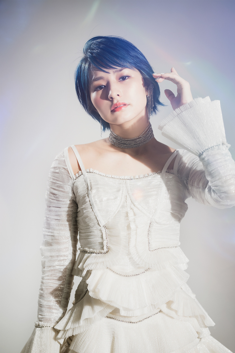 predia　湊あかね サイン付き　壊れた愛の果てに　Type-C　レア[CD] Amazon.co.jp: 【】predia 湊あかね サイン付き 壊れた愛の果て