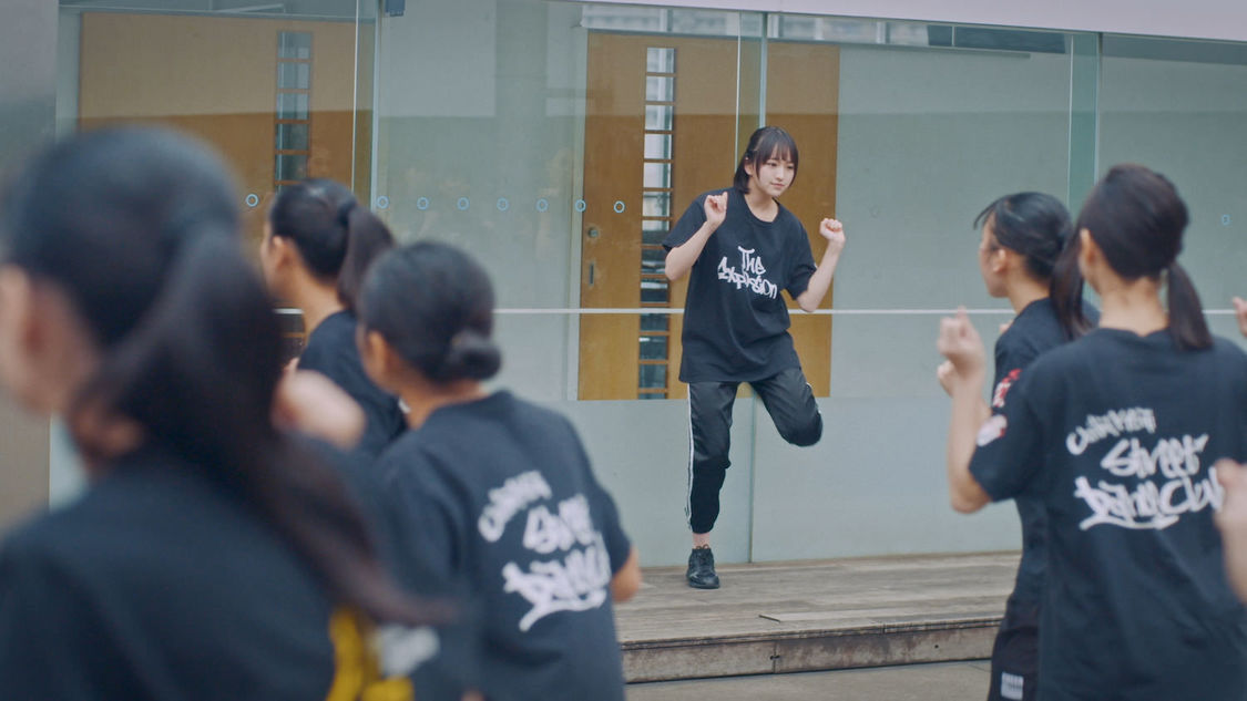 「卒業レールウェイ」MVより