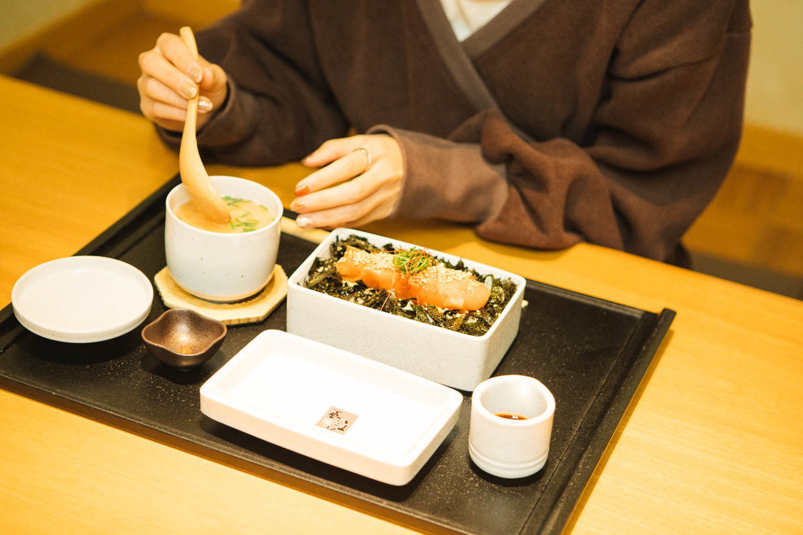 江嶋綾恵梨（26時のマスカレイド）｜福岡『元祖博多めんたい重』