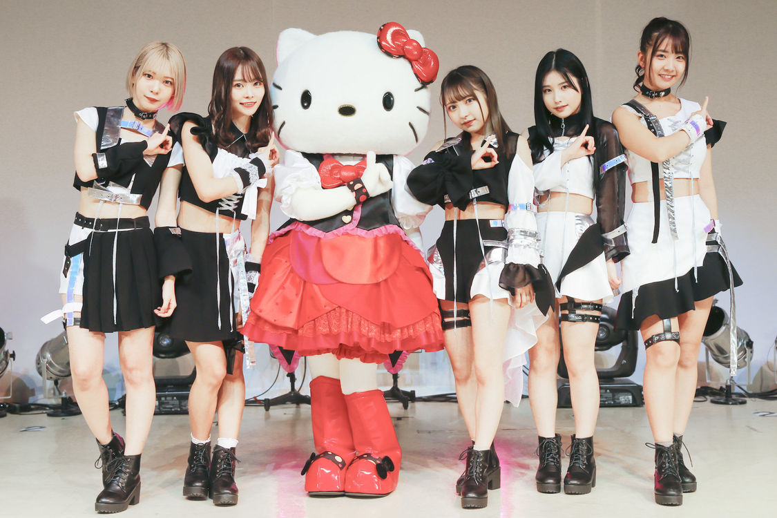 #2i2（撮影：藤井拓）