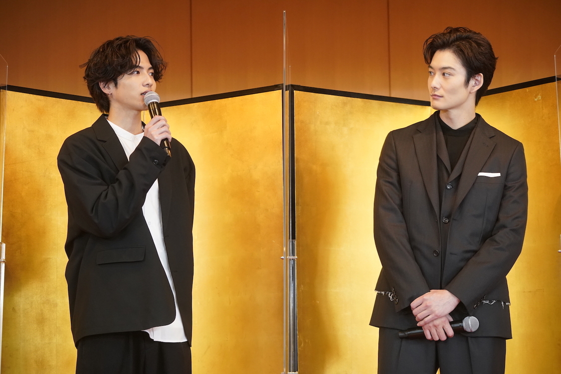 ＜映画『さんかく窓の外側は夜』大ヒット祈願イベント＞新宿・花園神社（2020年1⽉7⽇）