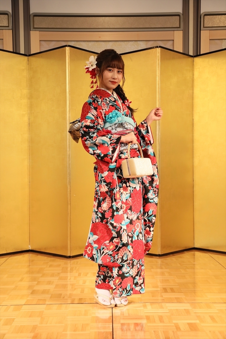 ©2021 Zest,Inc.／衣装協力：（株）清水屋