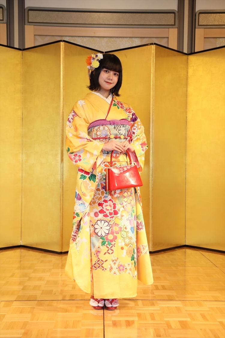 ©2021 Zest,Inc.／衣装協力：（株）清水屋