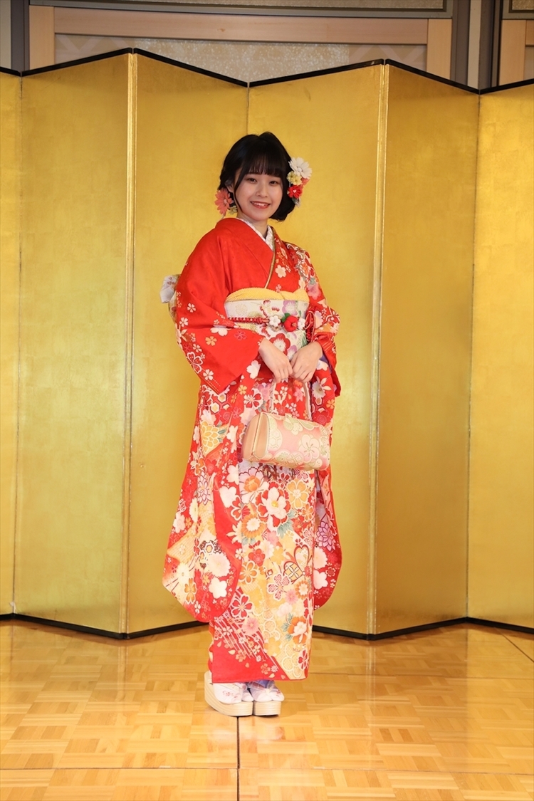 ©2021 Zest,Inc.／衣装協力：（株）清水屋