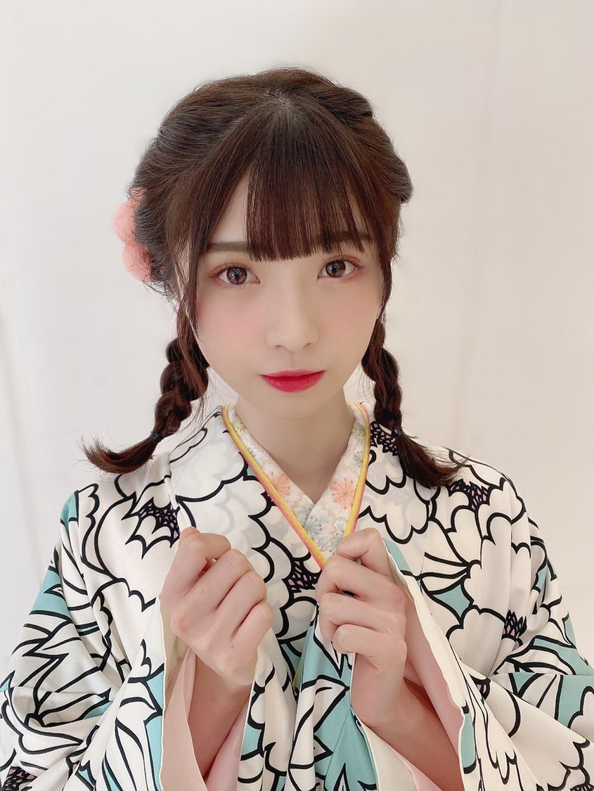 著者近影（≠ME 菅波美玲）