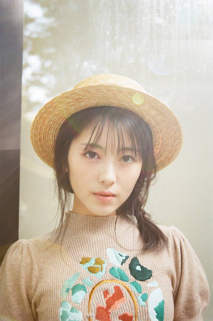 浜辺美波（撮影：後藤啓太（W））