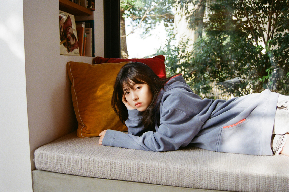 浜辺美波（撮影：後藤啓太（W））