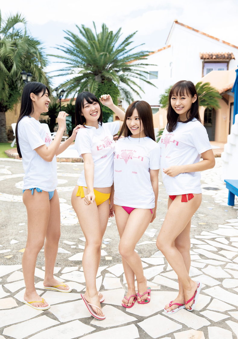 ミスFLASH2020　藤田いろは、崎川みずき、白宮奈々、日野アリス（（C）光文社／週刊『FLASH』　撮影：岩松喜平）