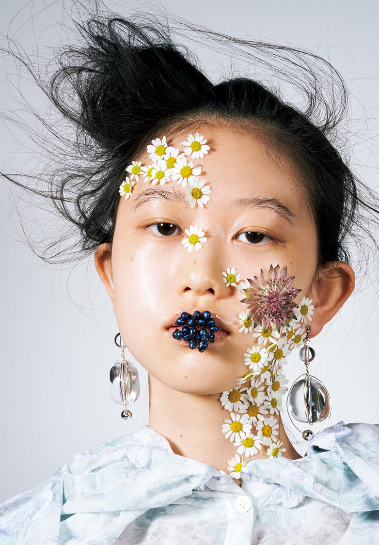 『装苑』2021年3月号より（撮影：勅使河原城一）