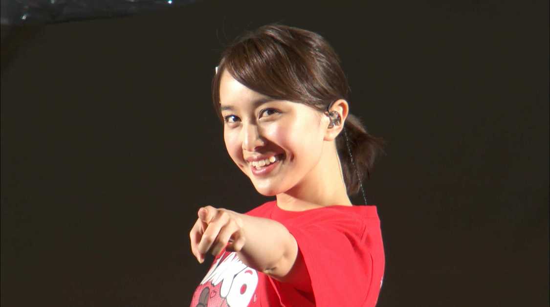 「勝手に君に」ライブ映像より