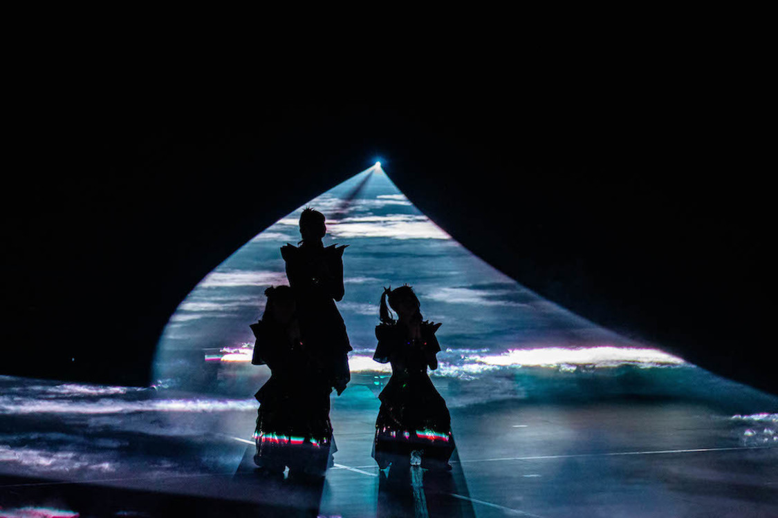 ＜10 BABYMETAL BUDOKAN ＞（Photo by Taku Fujii）
