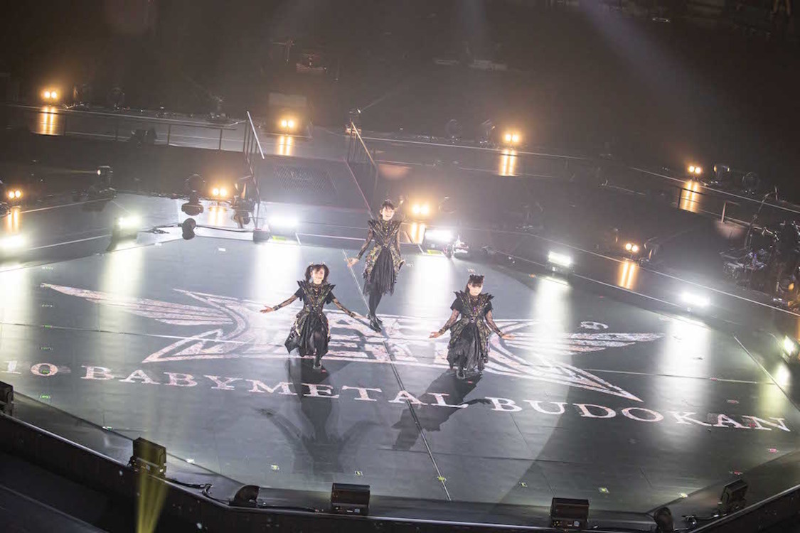 ＜10 BABYMETAL BUDOKAN ＞（Photo by Taku Fujii）