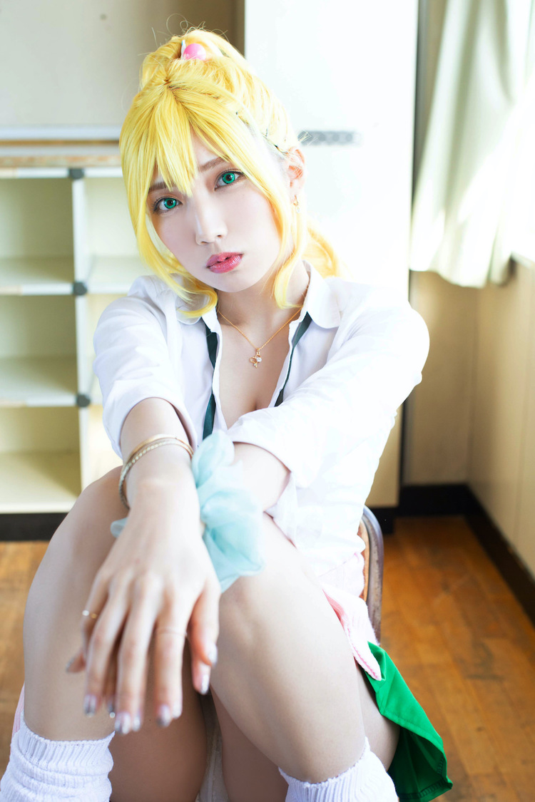 霜月めあ　（c）佐賀章広／月刊少年エース