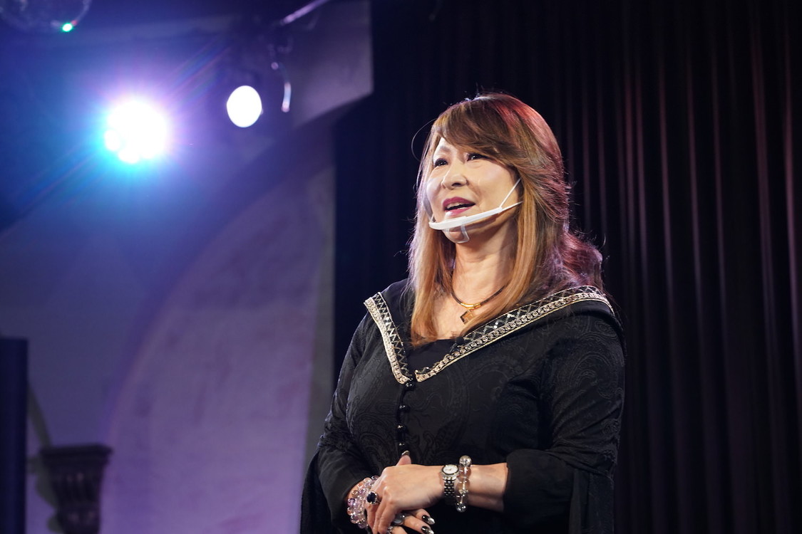 ©2021 「樹海村」製作委員会