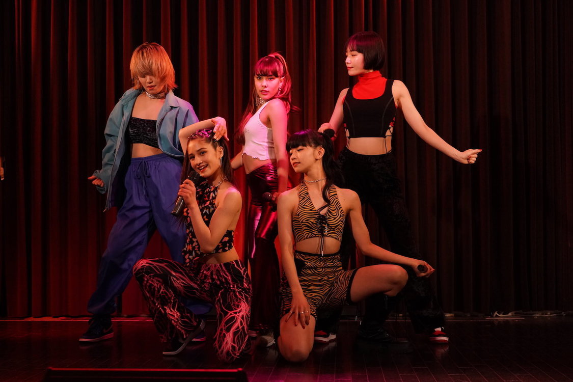 ©2021 「樹海村」製作委員会