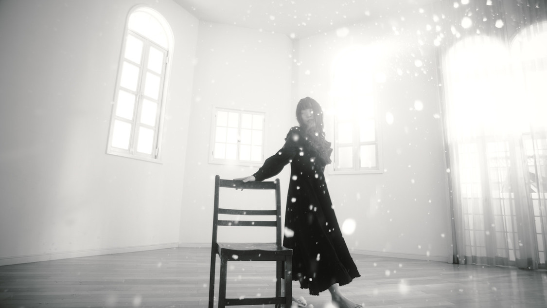 NELN「snow light」MVより