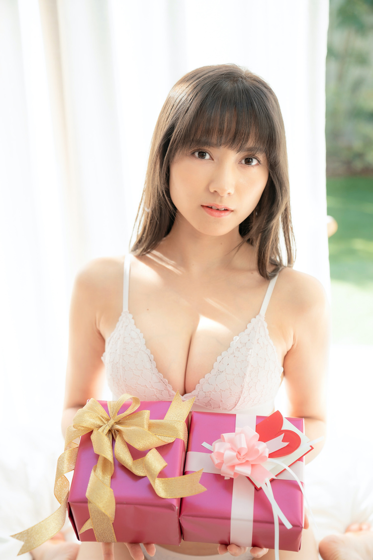 桃月なしこ（C）小池伸一郎／秋田書店