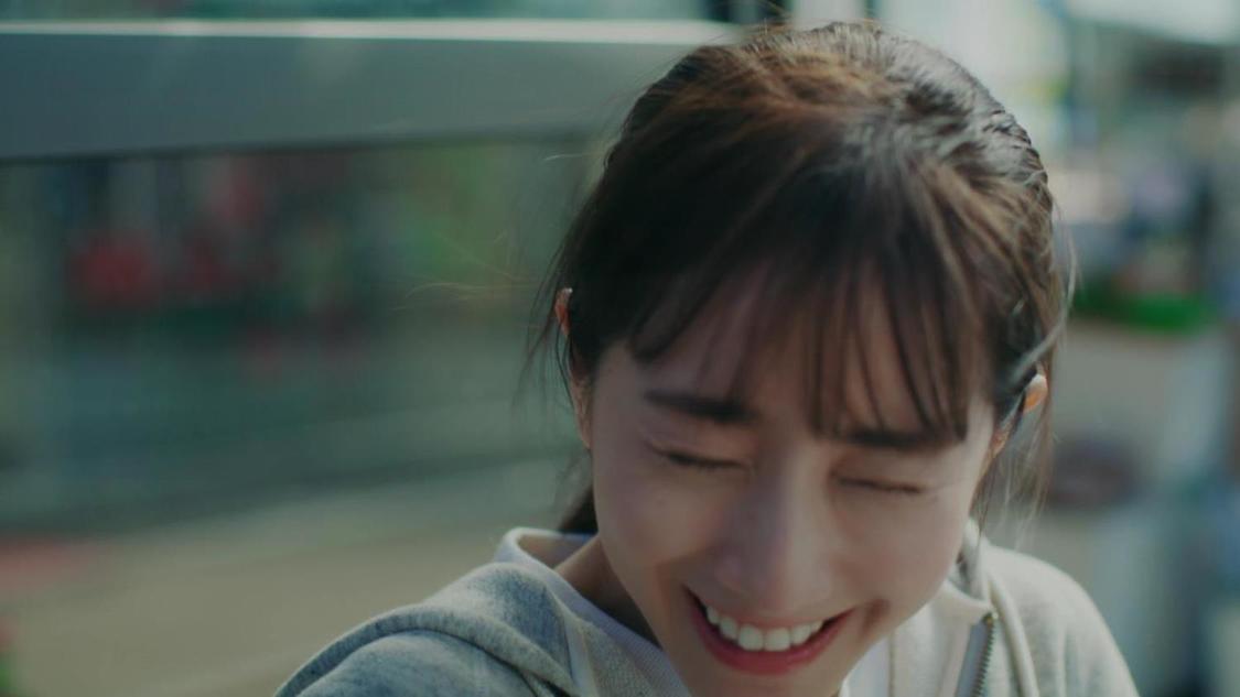 WEB CM「新しい生き方に、のりかえよう。最新端末」篇