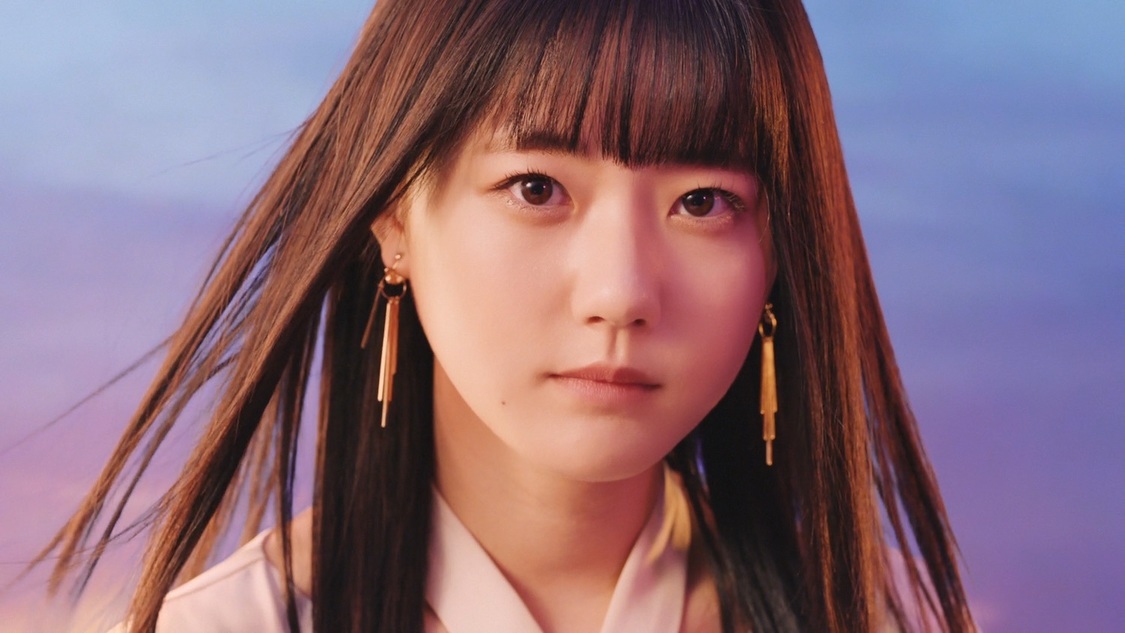 「独り言で語るくらいなら」MVより　©STU/KING RECORDS