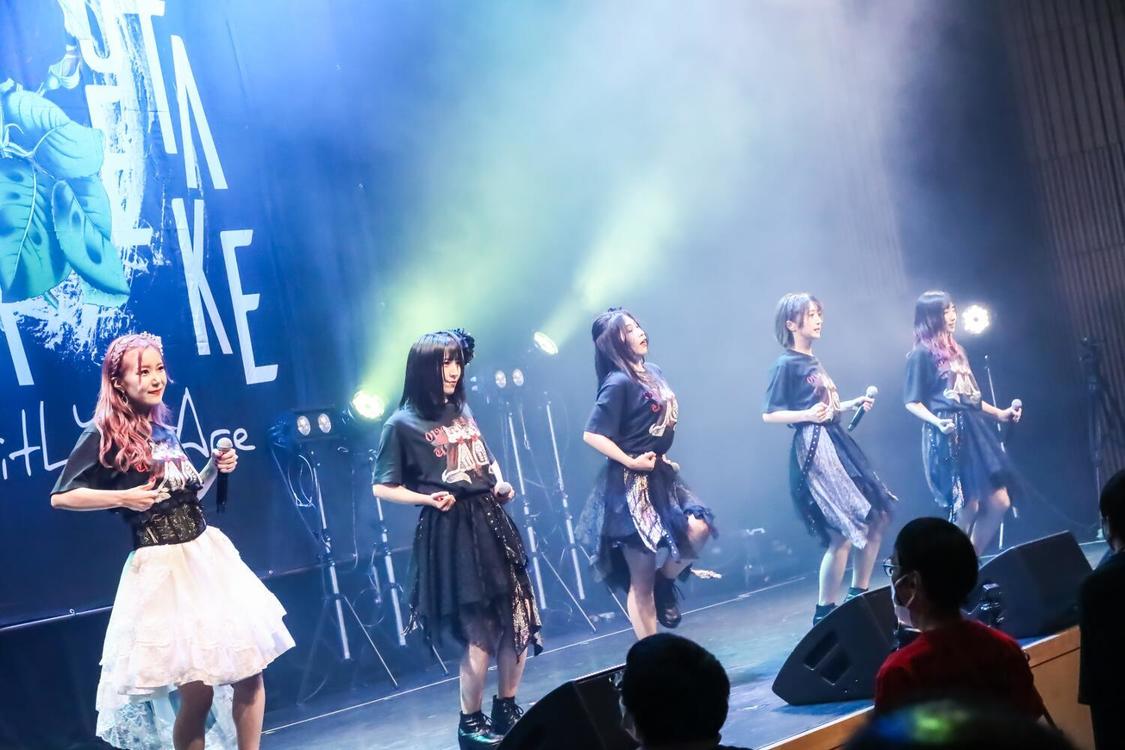 アンダービースティー＜植竹優亜生誕祭＞（神田明神ホール／2021年1月29日）より　PHOTO:KURO