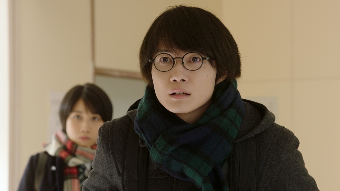 au新TVCM 「朝の挨拶」篇より