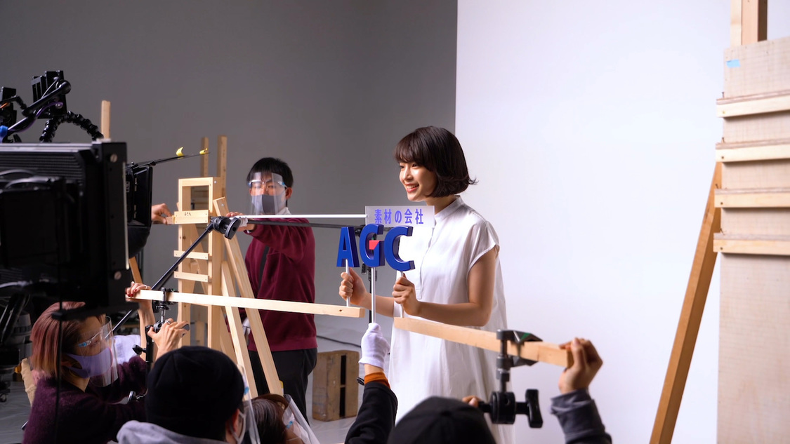 広瀬すず　AGC新TVCMメイキングカット
