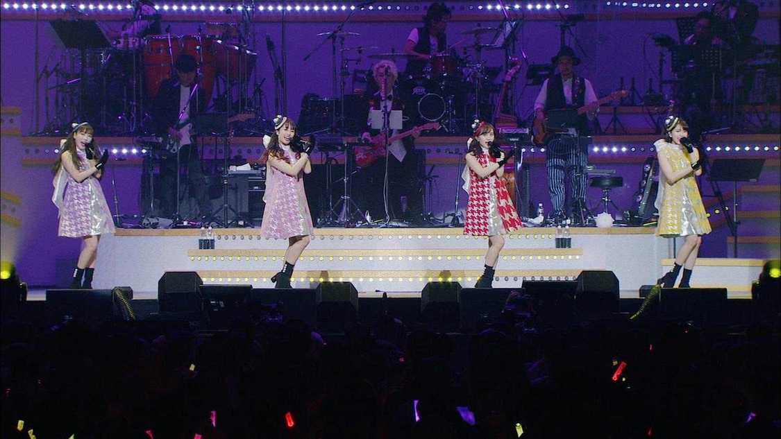 ももいろクローバーZ「DNA狂詩曲」より