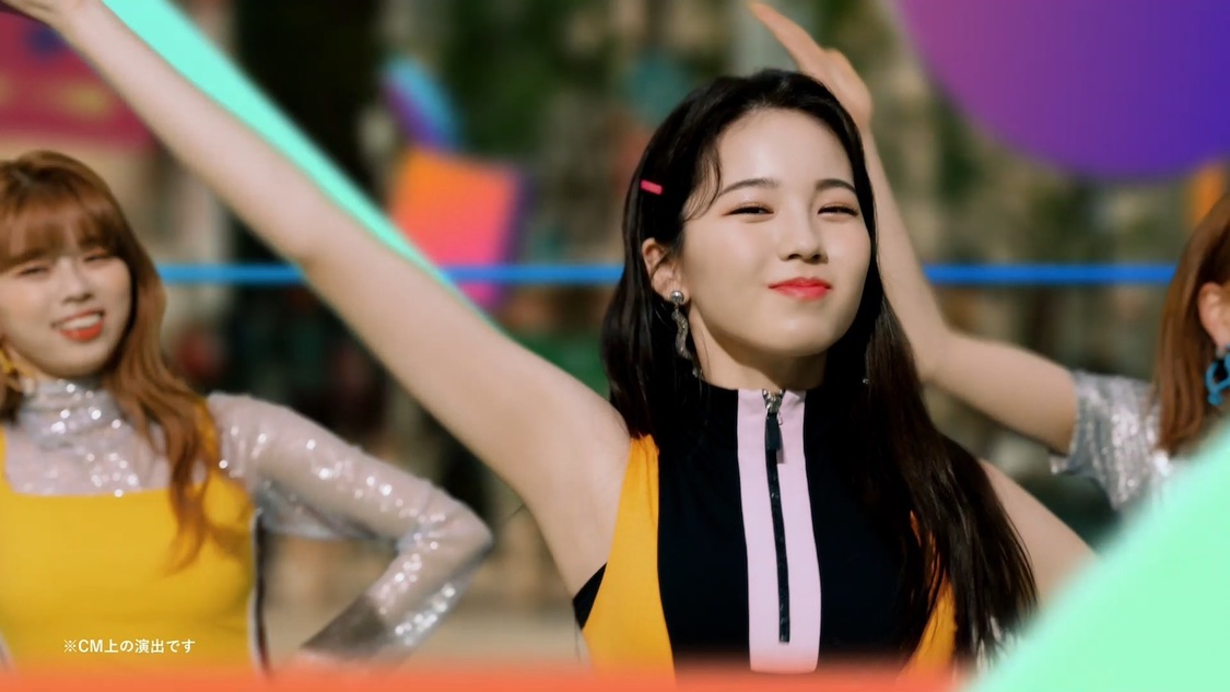 新テレビCM「NiziUを楽しみつくそう」篇より