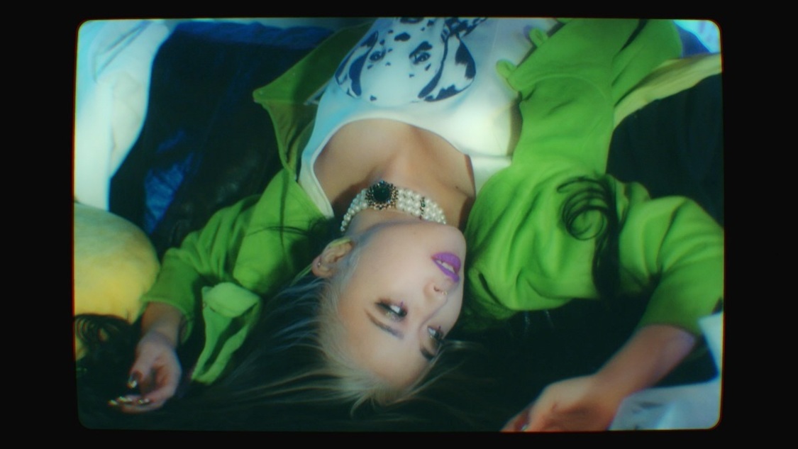 「カップラーメン・プログラム」MVより