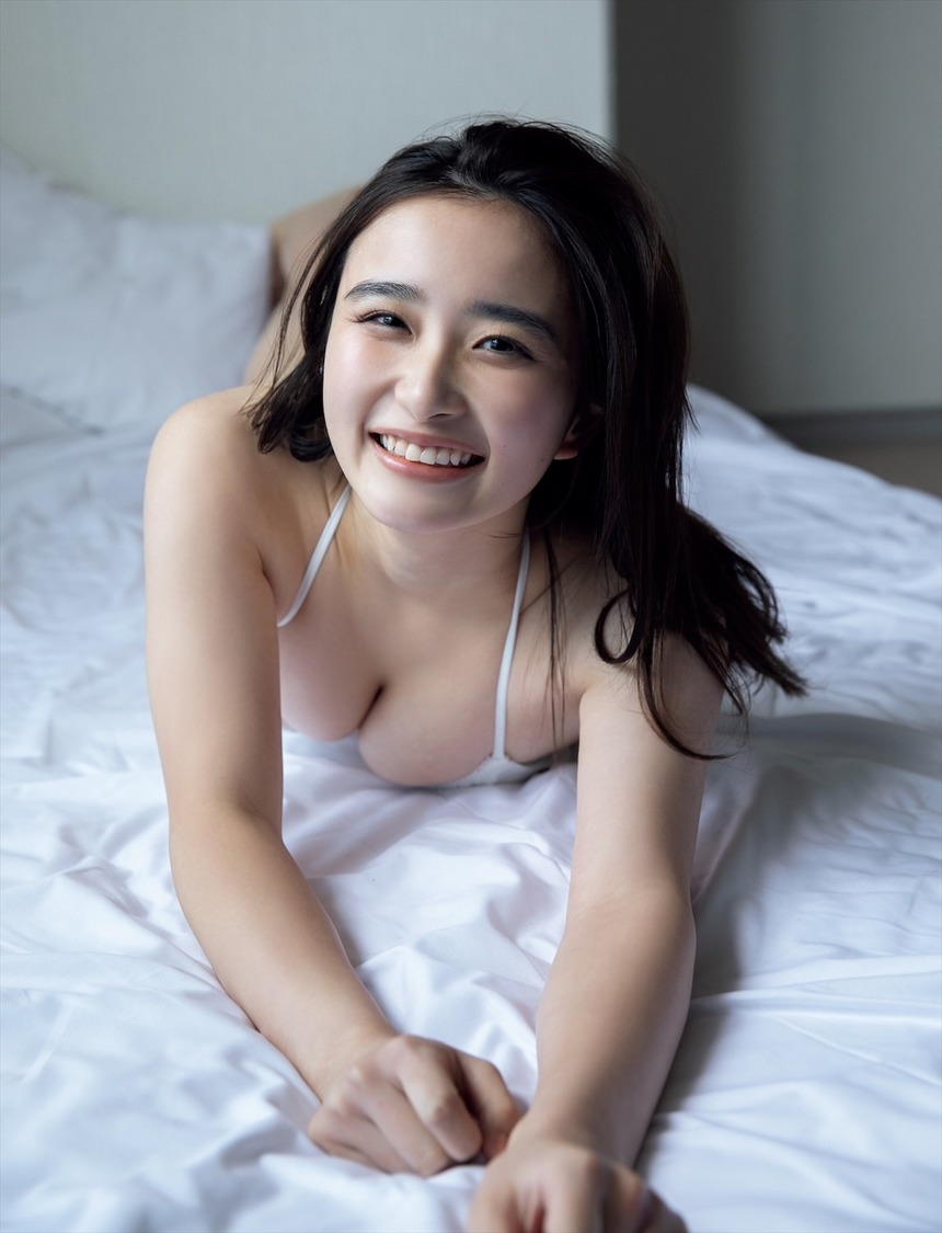 安倍乙グラビアページ