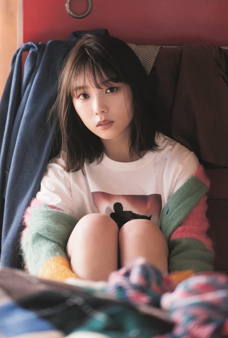 B.L.T 2021.4 与田祐希　当選カードオマケ付き B.L.T 2021.4 与田祐希 当選カードオマケ付き