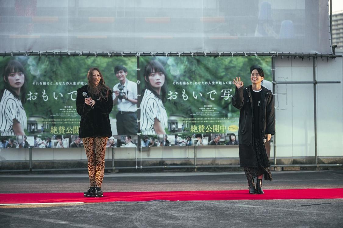 映画『おもいで写眞』ドライブインシアター上映会