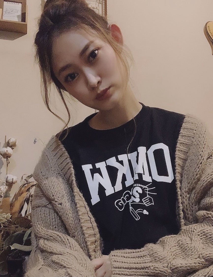 minan（lyrical school）「イベントオリジナルTシャツ」着用画像