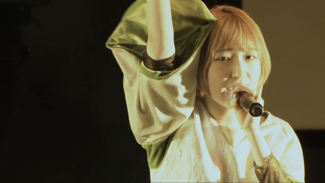 「大丈夫サンライズ」ライブ映像より