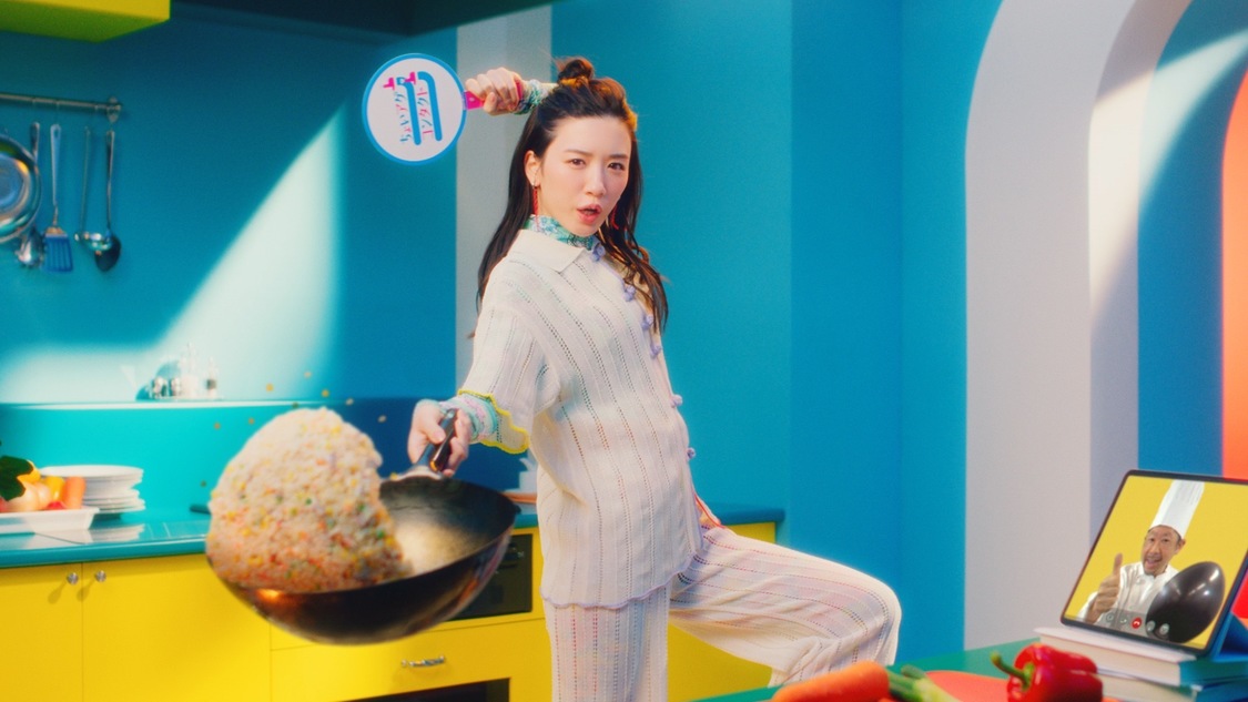 永野芽郁「コンタクトのアイシティ ちょいアゲ50%OFF」篇より