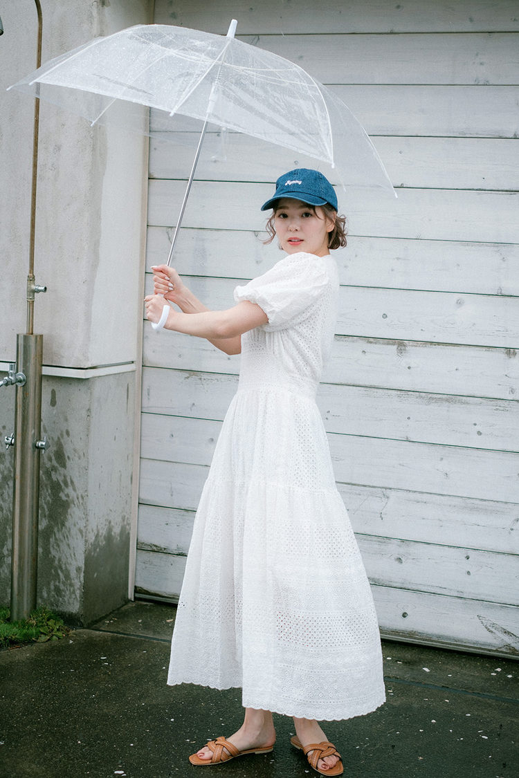 しとうもも デジタル写真集『ももびより』より