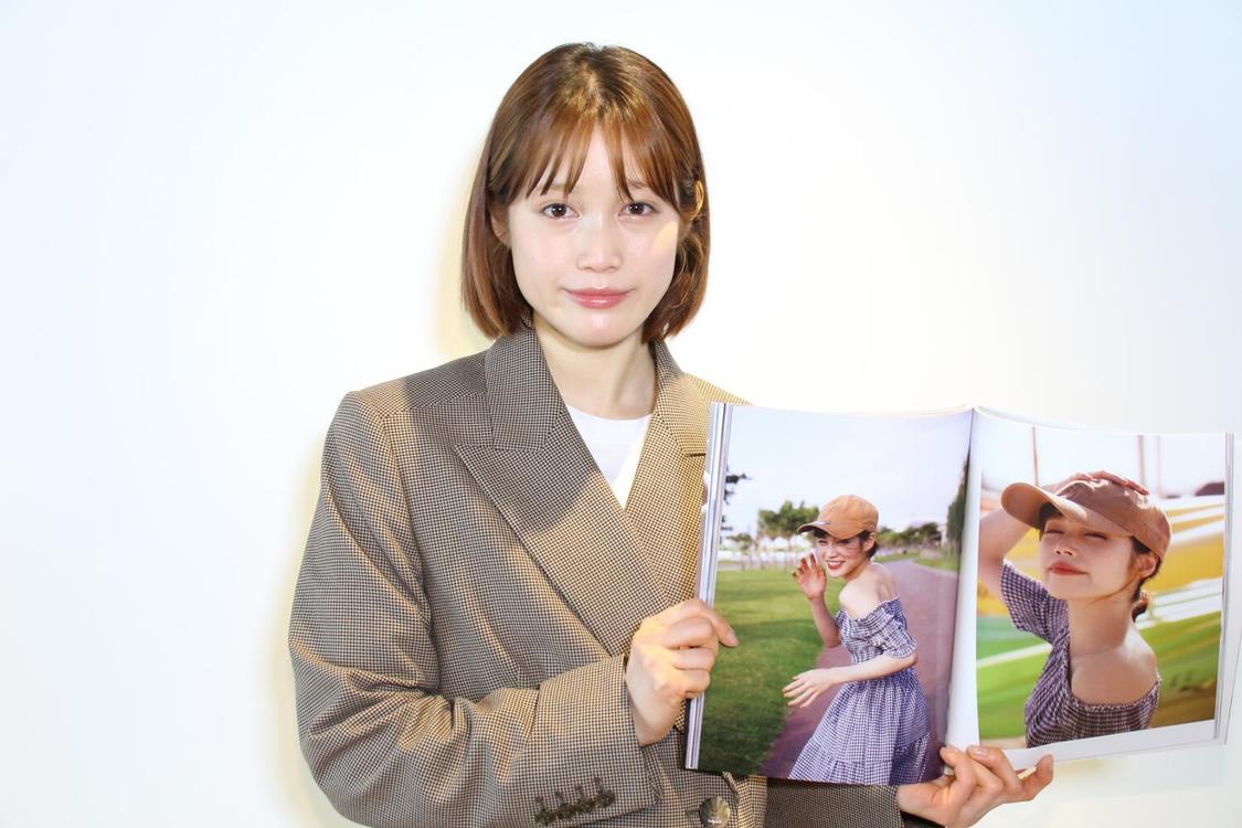 中村ゆりか 1st写真集『Over the moon』発売記念リモート会見より　ⓒSDP