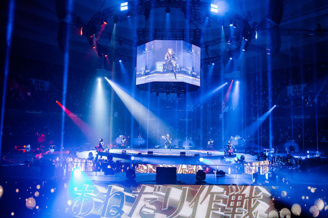 ＜10 BABYMETAL BUDOKAN ＞2月公演より（撮影：Taku Fujii）