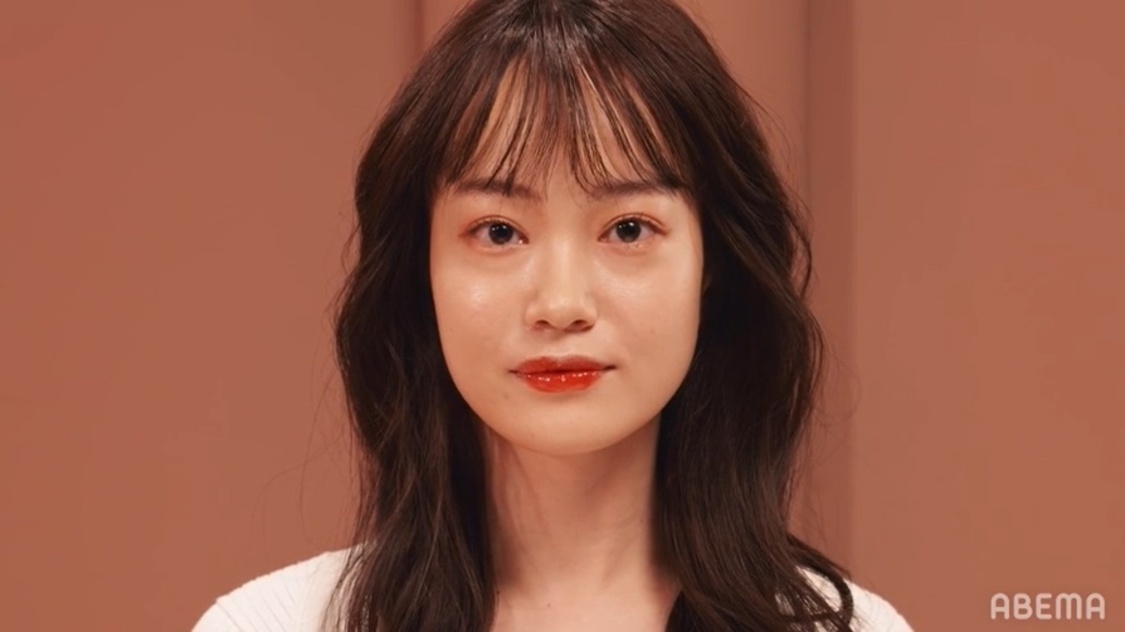 番組『Qosmetic 8』＃8より セレクトしたアイテムを使った“ジューシーオレンジメイク”