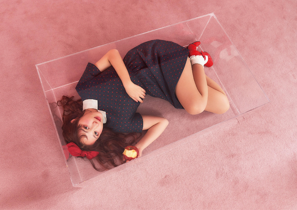 写真集『TENCHIM』より