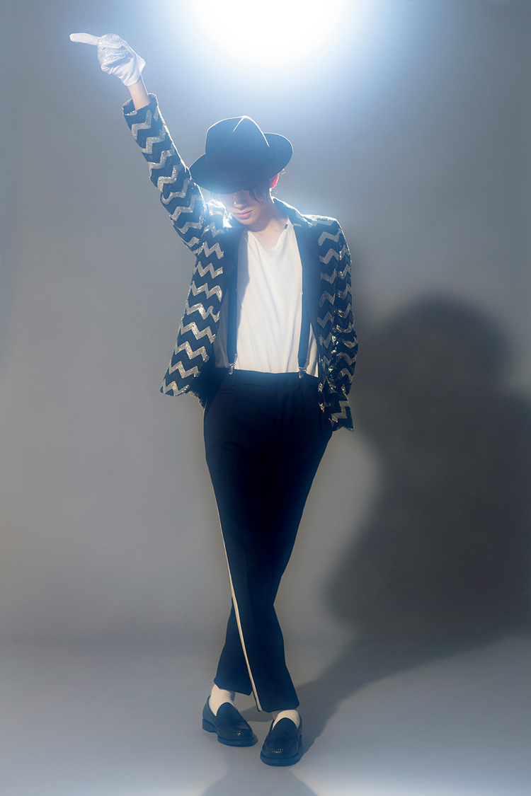 市川染五郎（『装苑』 2021年5月号より／撮影：土屋純（文化出版局））