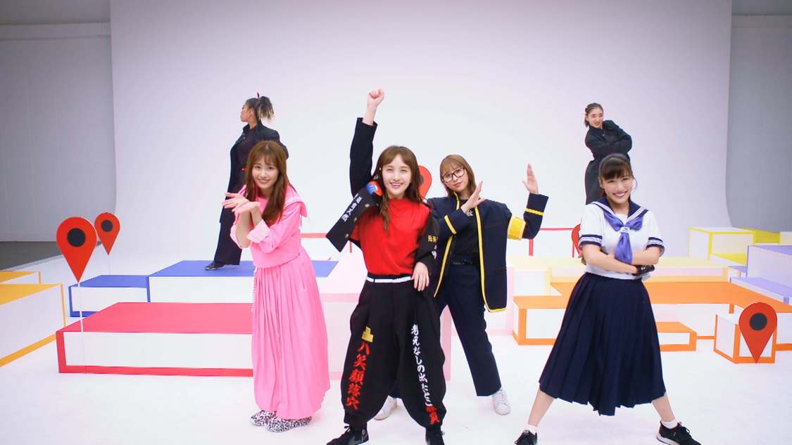 「DECORATION」ライブ映像より