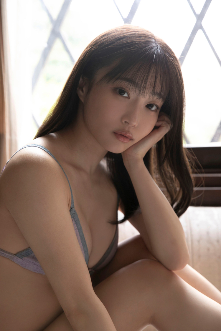 #ババババンビ 岸みゆ（（C）西條彰仁／週刊プレイボーイ）