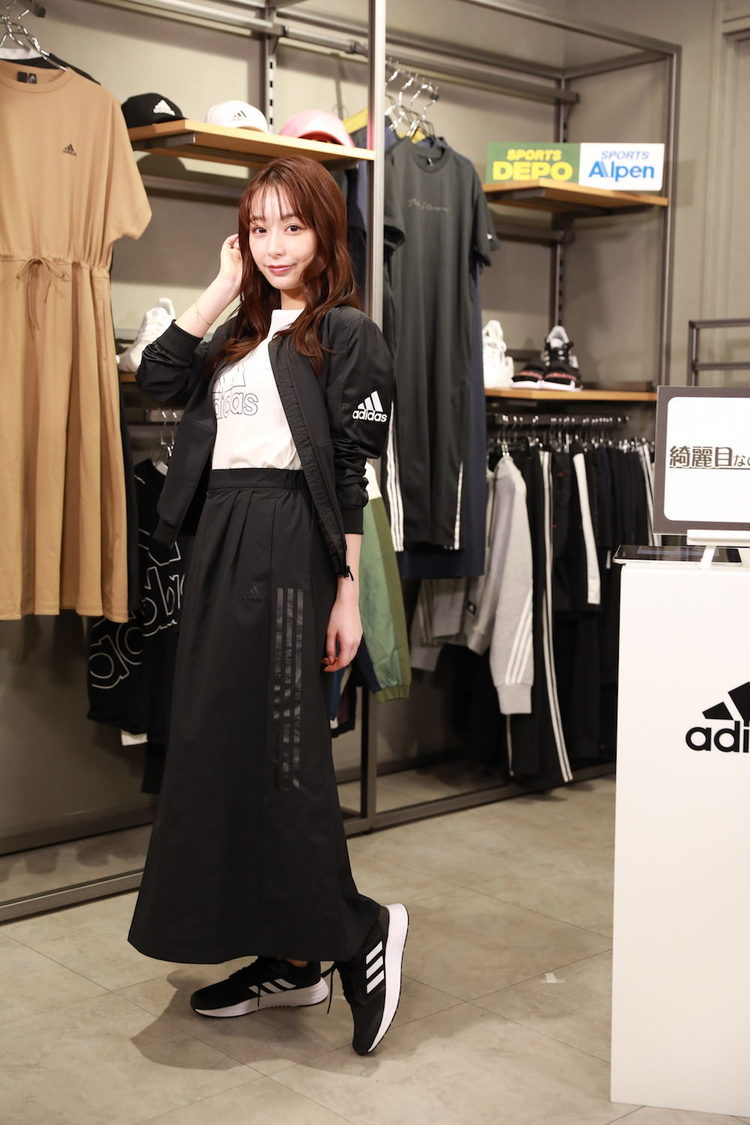 宇垣美里「自分超えコーデInstalive」（2021年3月25日）