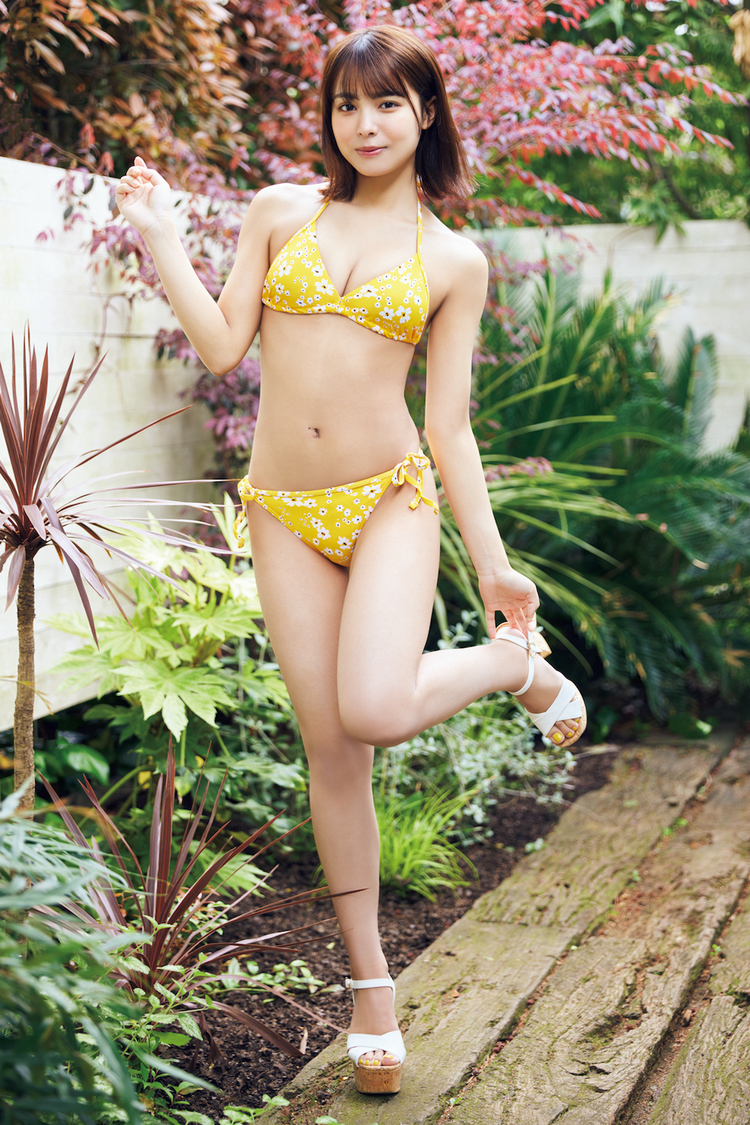 🍭 宮崎あみさ、19歳の悪役ヒロインが魅せる大人っぽさ満開グラビア